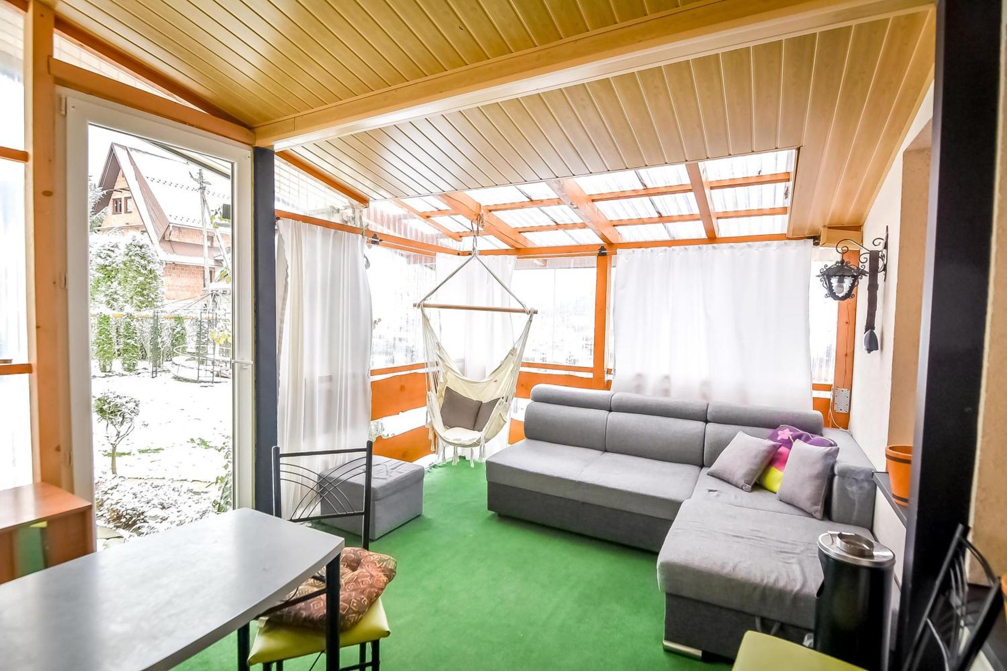 Ciukrowa Chatka Sauna & Jacuzzi Poronin Exterior photo